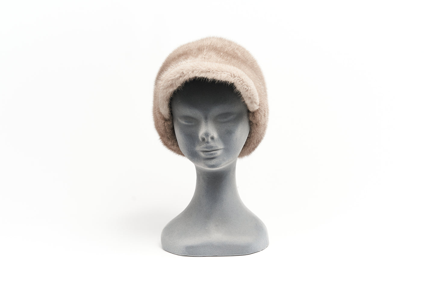 Cappello modello baseball in visone perla