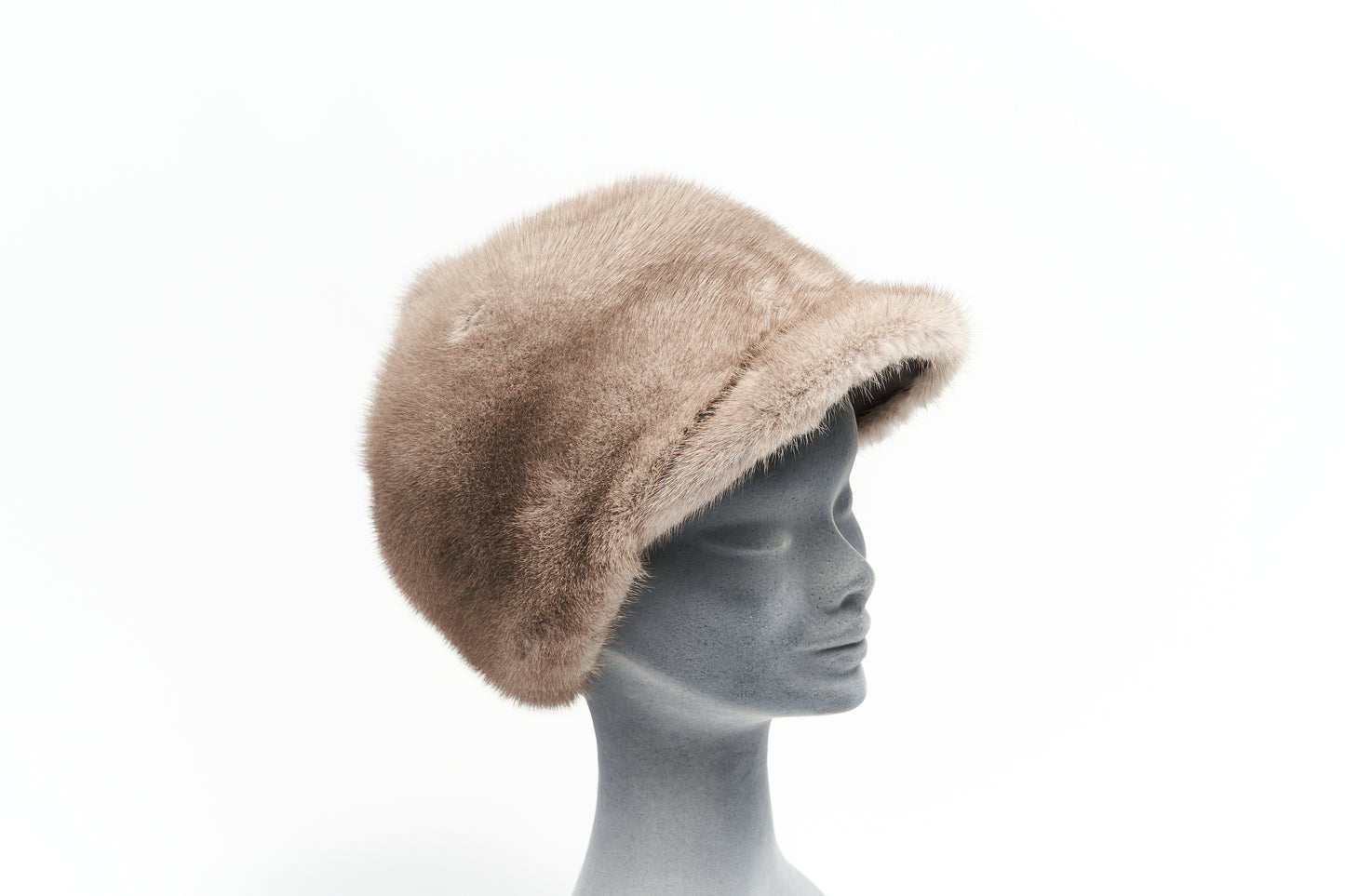 Cappello modello baseball in visone perla
