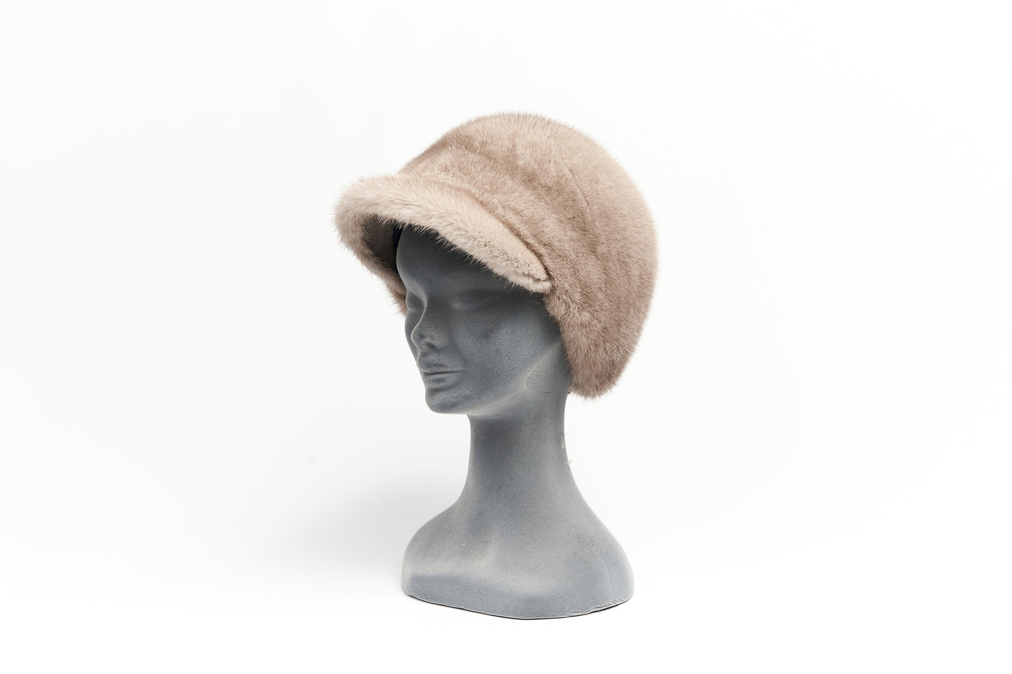 Cappello modello baseball in visone perla